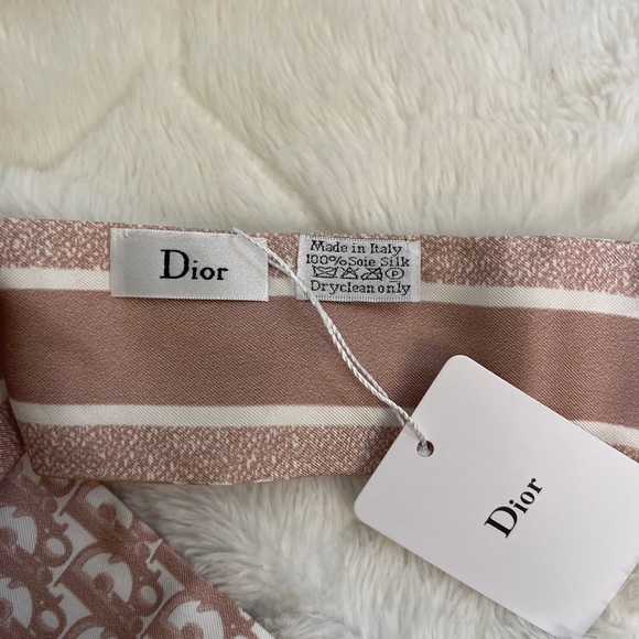 Headband - Picture 3 of 9